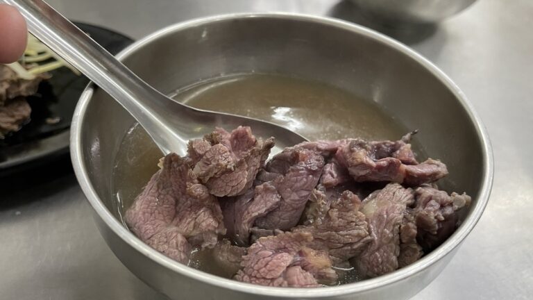 台南中西區美食阿杰溫體牛肉湯